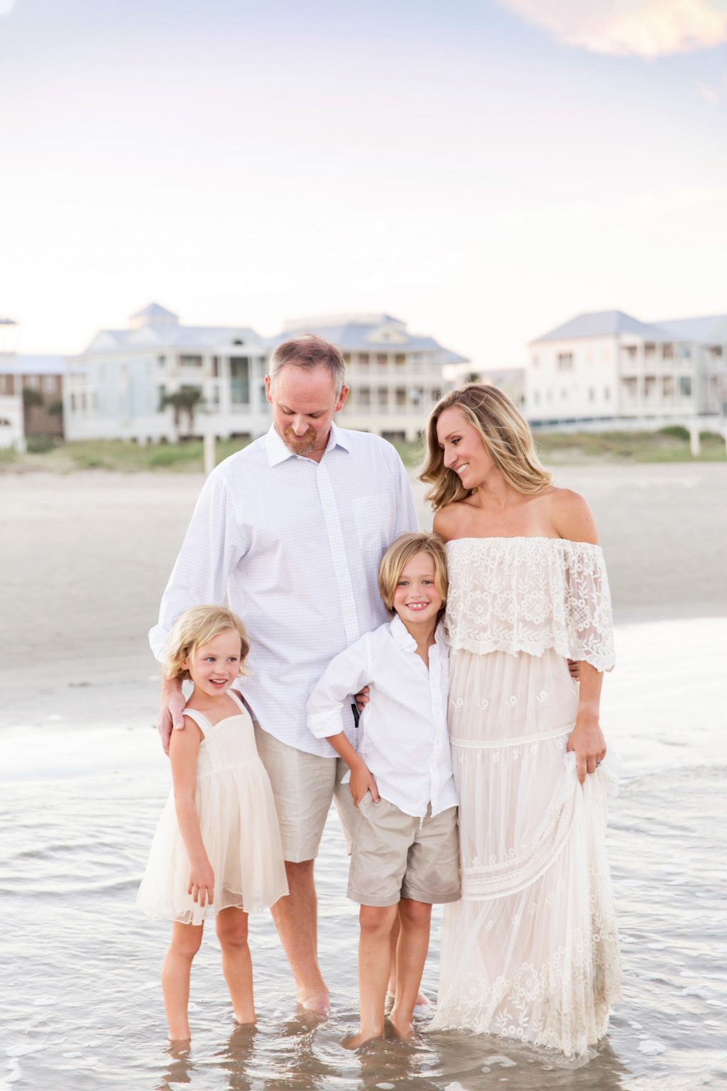 Pastel Family Pictures On The Beaches of Galveston - Fresh Light ...