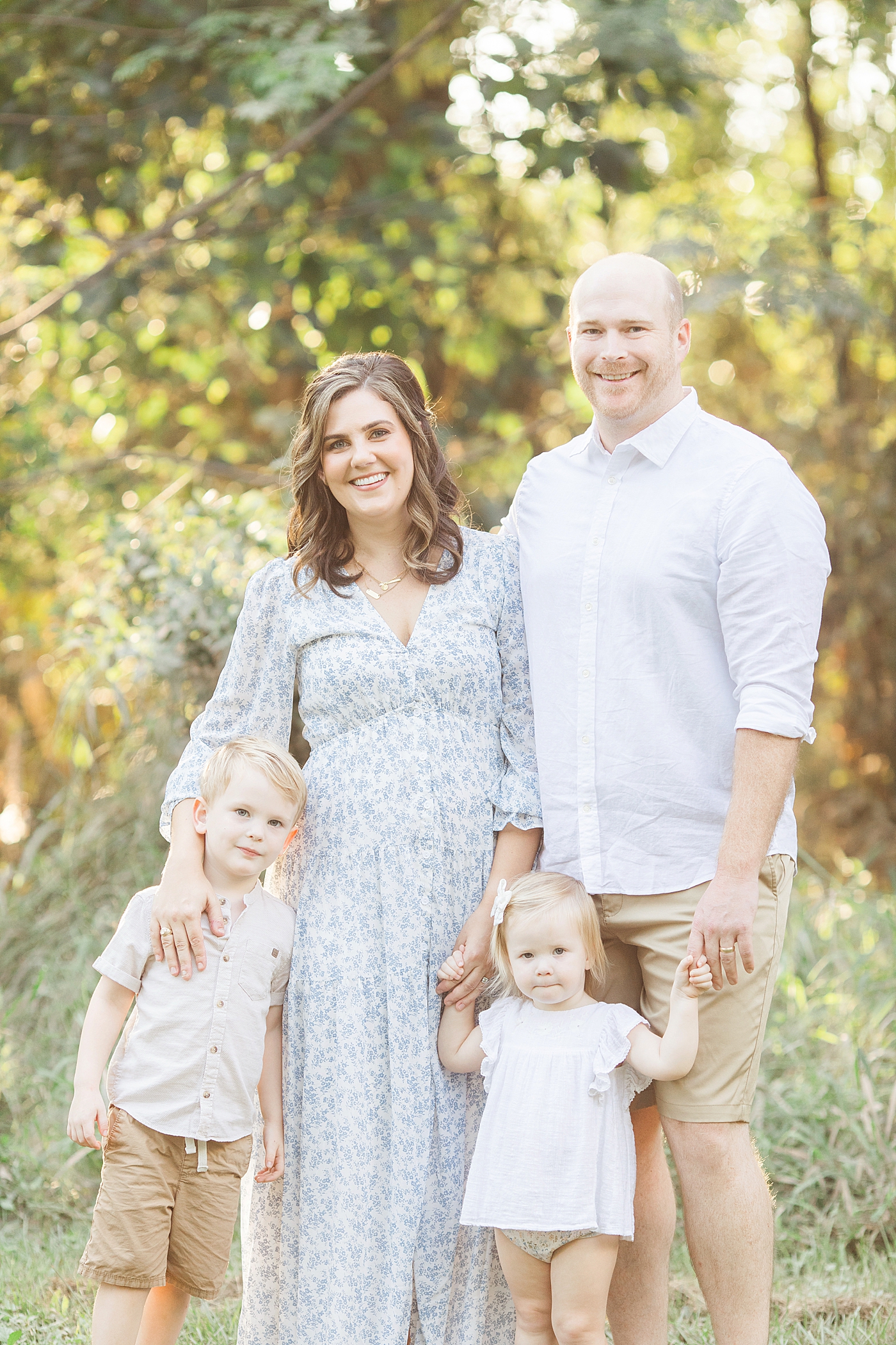 Outdoor family session at sunset in Houston. Photo by Fresh Light Photography.