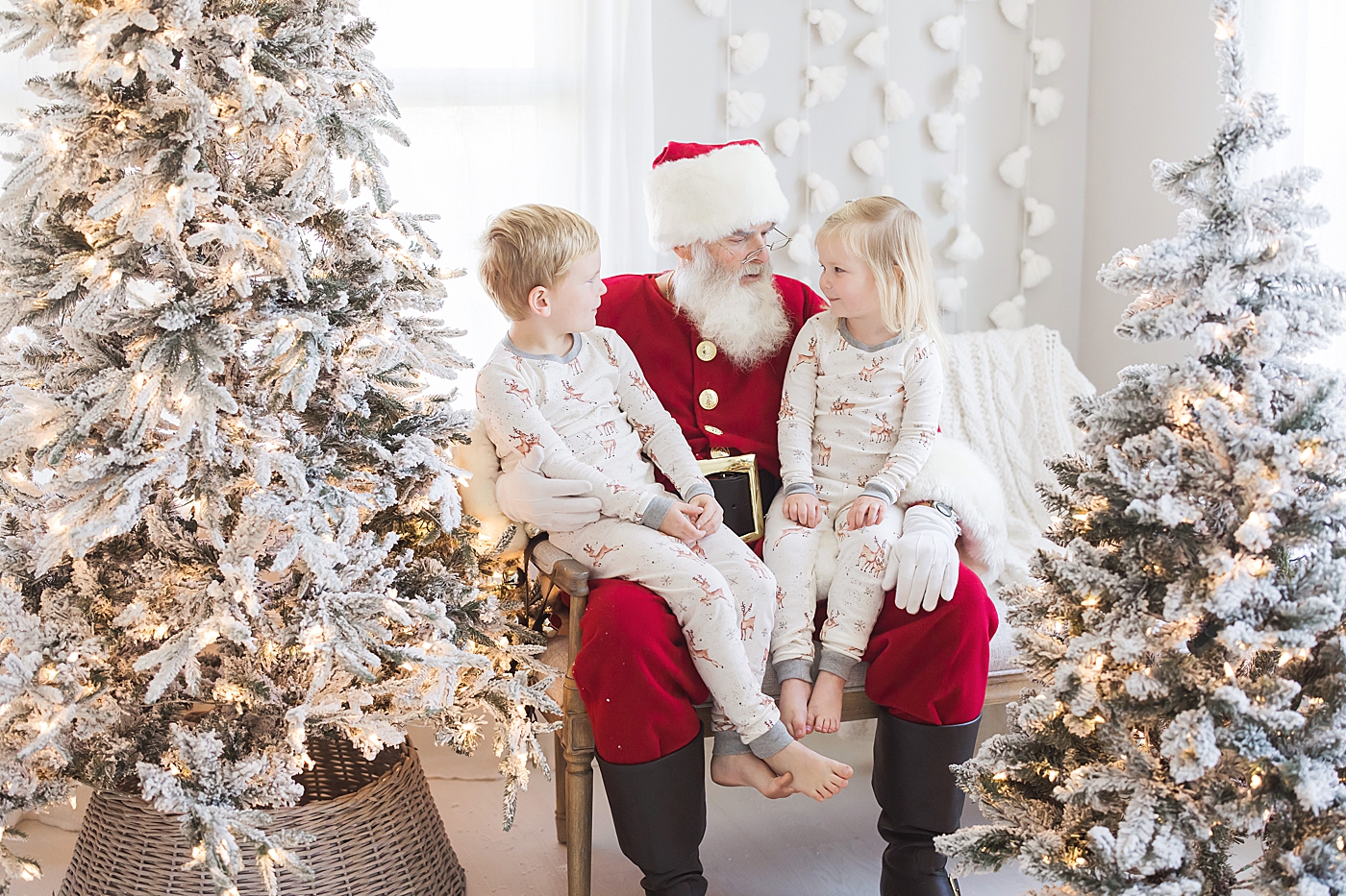 Santa sessions in Houston Heights studio for children. Photo by Fresh Light Photography.