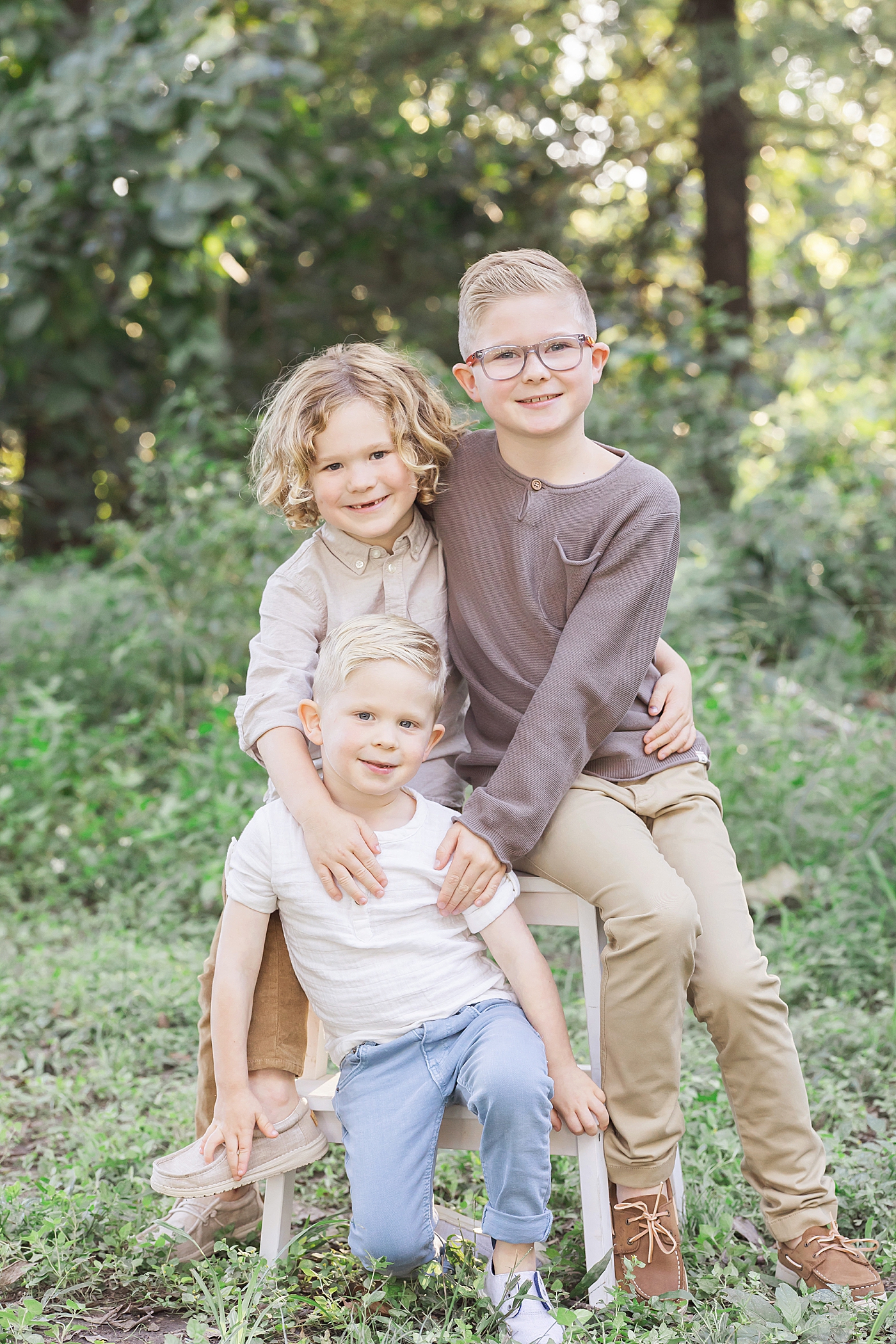 Sibling photo of three brothers. Photo by Fresh Light Photography
