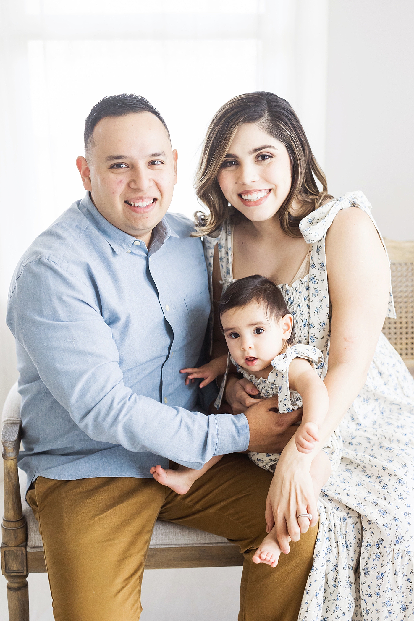 Family portrait in studio. Photo by Fresh Light Photography.