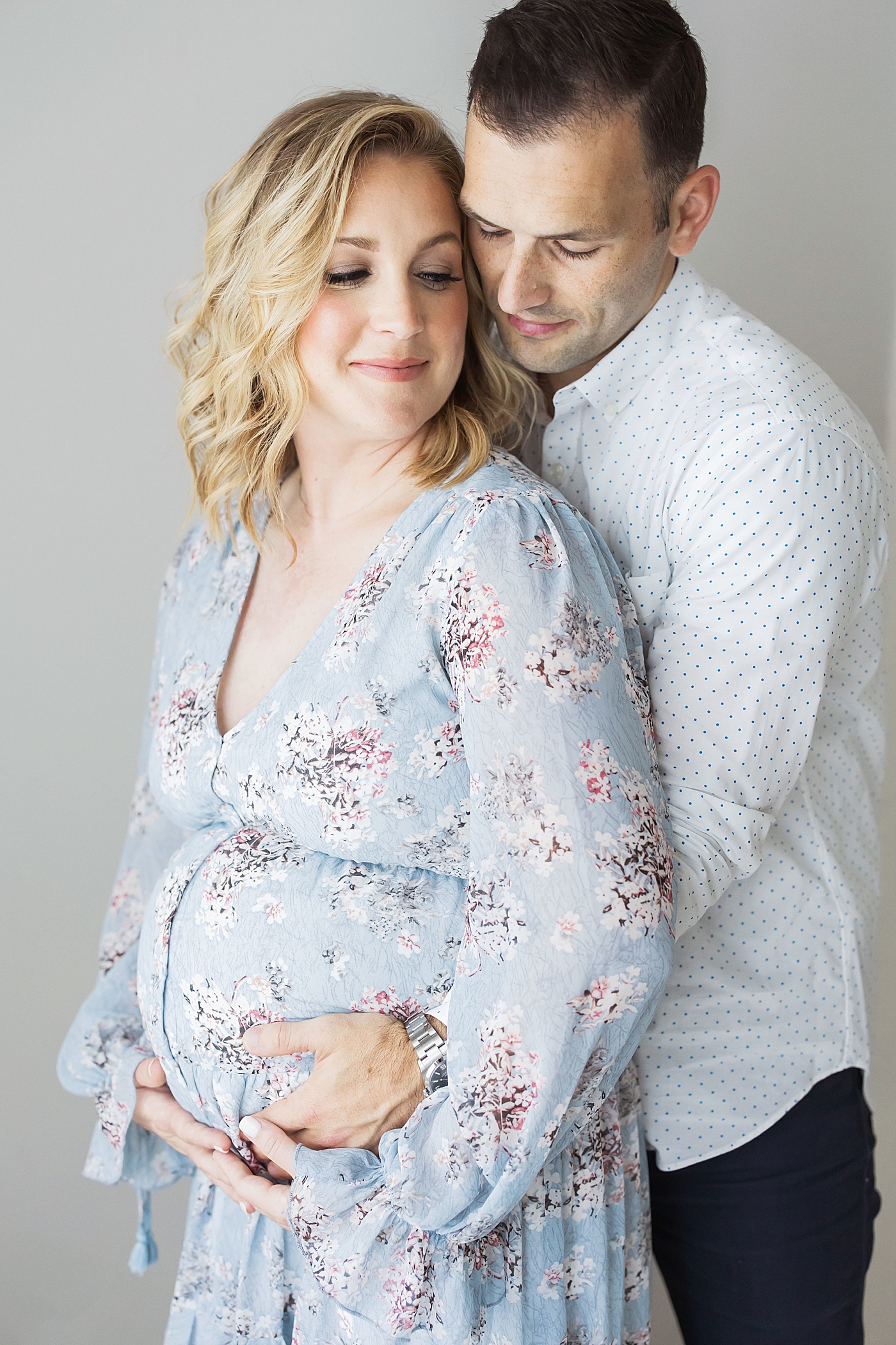Family maternity session in studio in Houston with Fresh Light Photography.